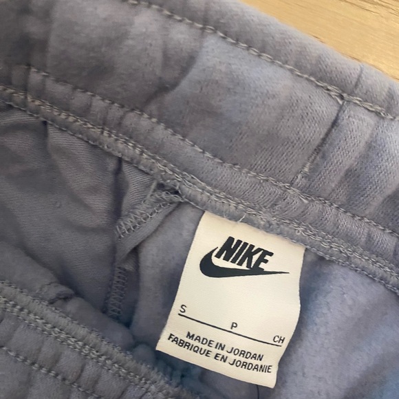 Brand new Nike baby blue sweat pants - Picture 3 of 3